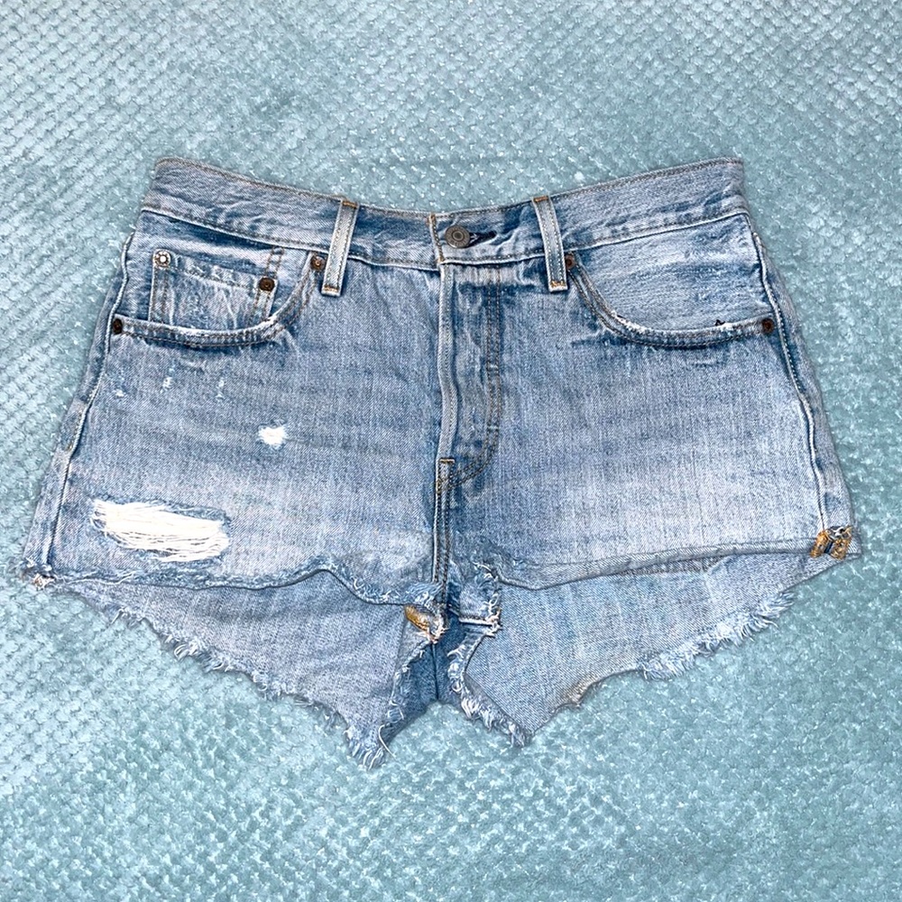 Vintage Levi’s shorts